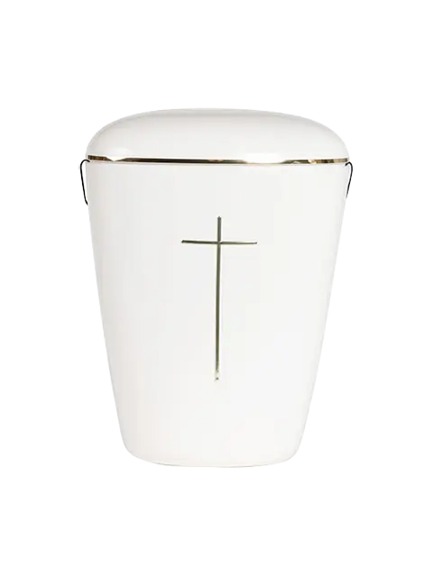 Heim Urne – En miljøvenlig og stilfuld løsning Heim er en ARB FORM urne, fremstillet af biologiske materialer uden brug af råolie. Den er 100% biologisk nedbrydelig og komposterbar, malet i en smuk hvid farve med kors på, samt en blød velouroverflade, der er skabt med vandbaseret maling. Urnen har en unik trekantet form, som giver den et ikonisk og moderne udseende. Lille